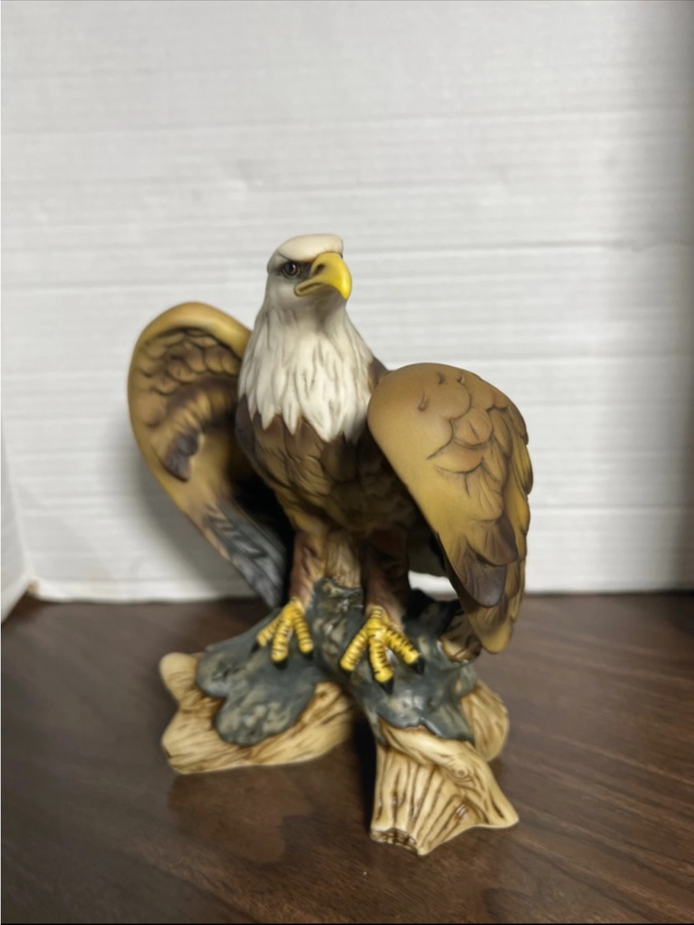 Brown & White Eagle Figurine Decorative Bird Statue